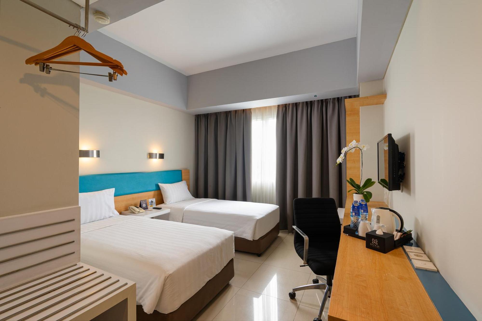 Batiqa Hotel & Apartments Karawang Εξωτερικό φωτογραφία